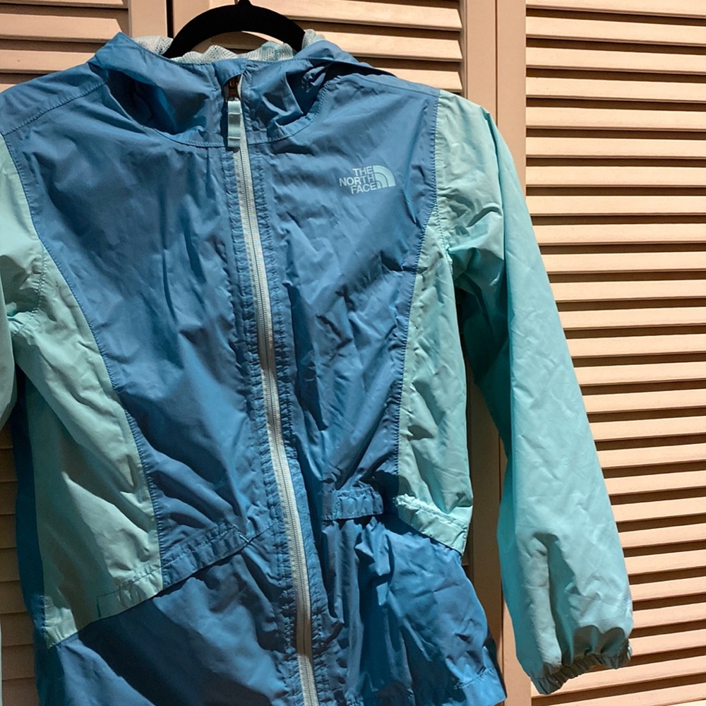 Perfect condition rain coat.  Rarely worn